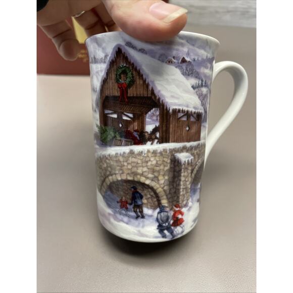 Vtg LENOX for the Holidays Mugs Set Of 4 AMERICAN CHRISTMAS 4 1/2" - Picture 5 of 15